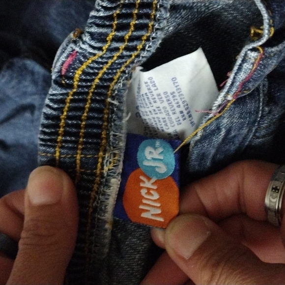 5 piece bundle size 2t - Picture 5 of 7